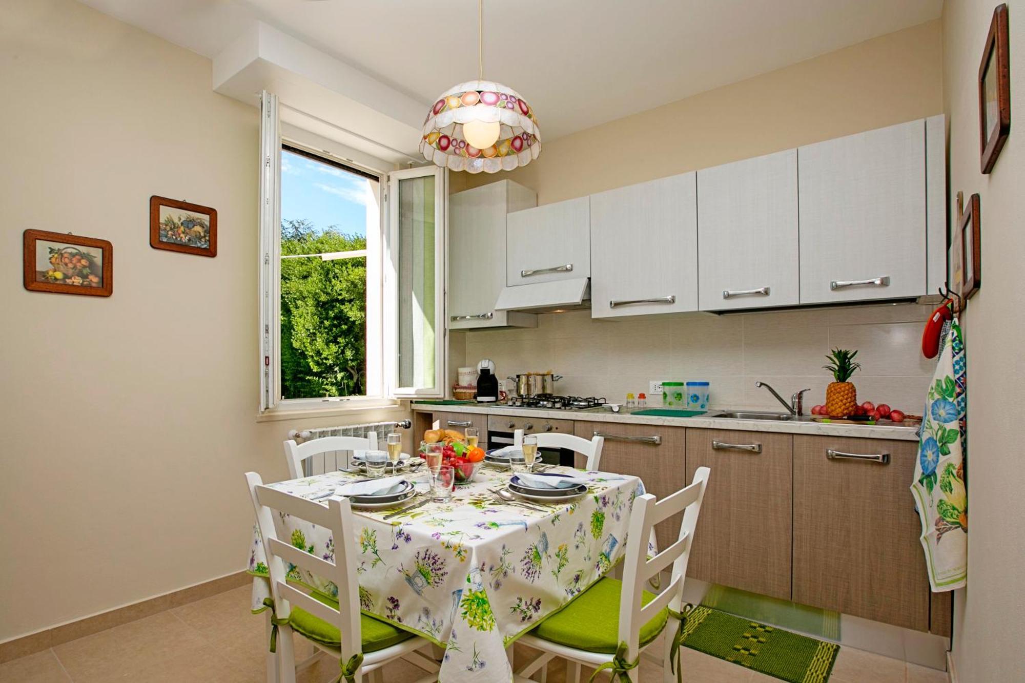 Villa Mimosa - Appartamento 2 - Happy Rentals Desenzano del Garda Buitenkant foto