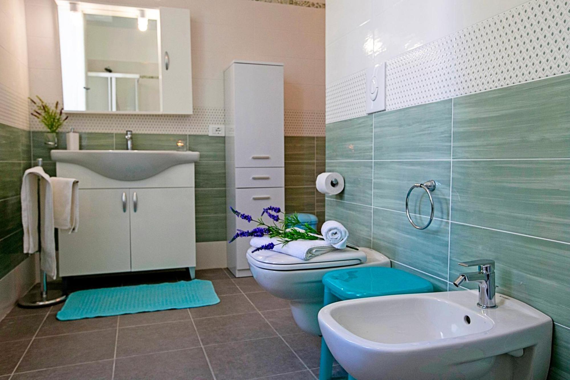 Villa Mimosa - Appartamento 2 - Happy Rentals Desenzano del Garda Buitenkant foto