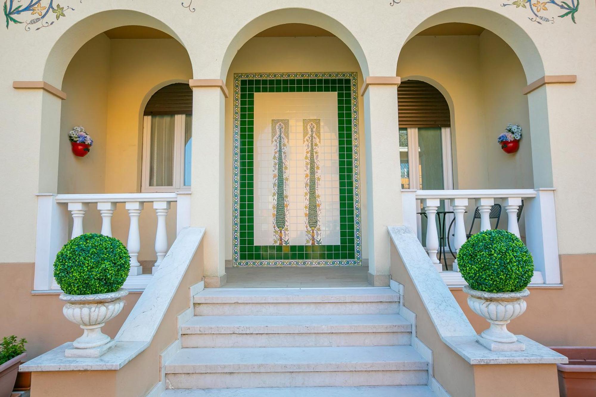 Villa Mimosa - Appartamento 2 - Happy Rentals Desenzano del Garda Buitenkant foto
