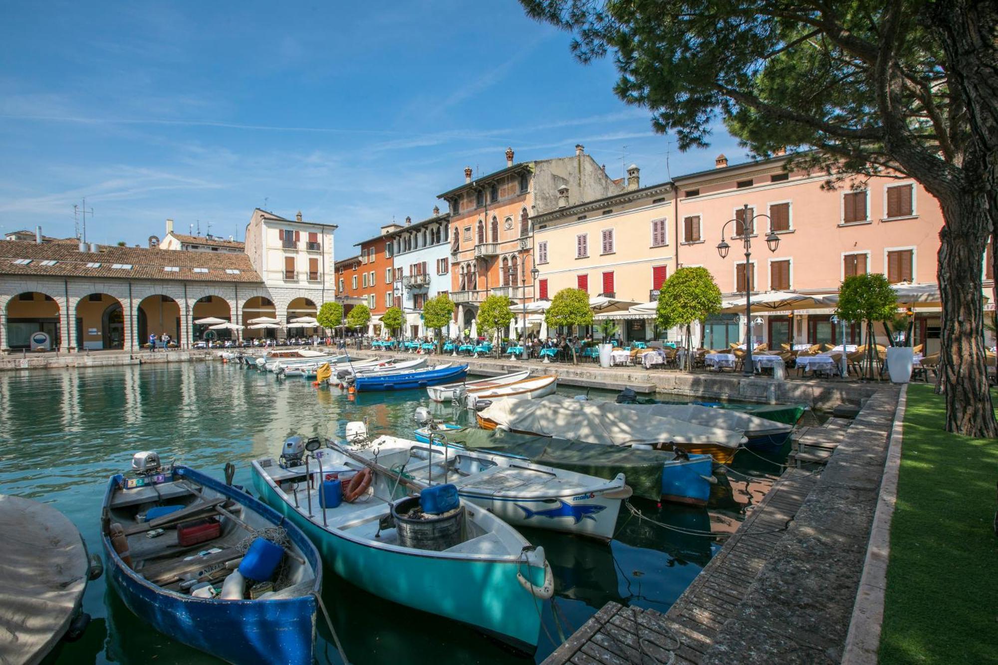 Villa Mimosa - Appartamento 2 - Happy Rentals Desenzano del Garda Buitenkant foto